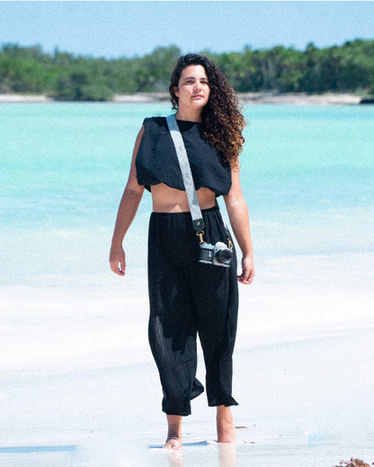 LOBO GRIS CÁMARA - chakchakart.com