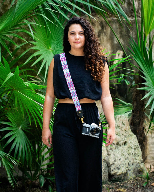 NAHIL CÁMARA - chakchakart.com